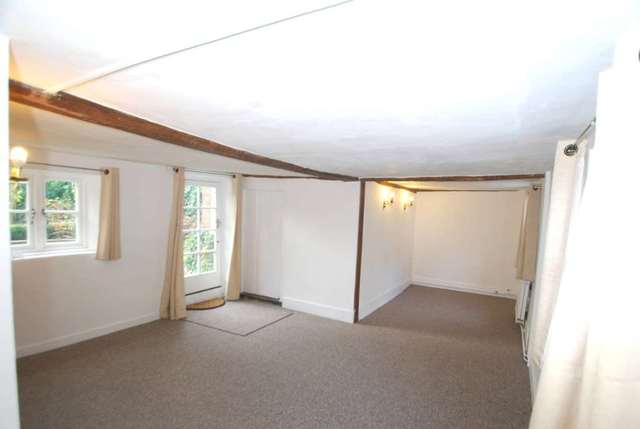  Image of 3 bedroom Cottage to rent in Church Street Watlington OX49 at Church Street  Watlington, OX49 5QR