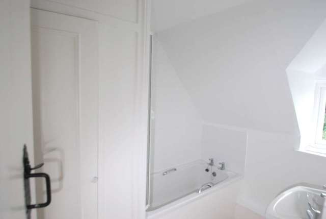  Image of 3 bedroom Cottage to rent in Church Street Watlington OX49 at Church Street  Watlington, OX49 5QR