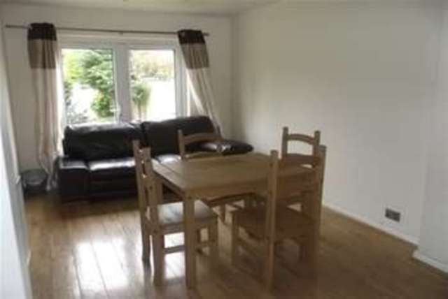  Image of 4 bedroom Detached house to rent in Clayhall Avenue Clayhall Ilford IG5 at Clayhall, IG5 0SJ