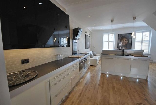  Image of 1 bedroom Flat to rent in Clayton Park Square Jesmond Newcastle upon Tyne NE2 at Clayton Park Square Array Jesmond, NE2 4DP