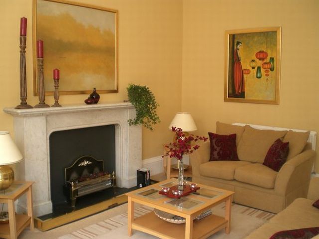  Image of 2 bedroom Flat to rent in Coates Gardens Edinburgh EH12 at West End Edinburgh Edinburgh, EH12 5LE