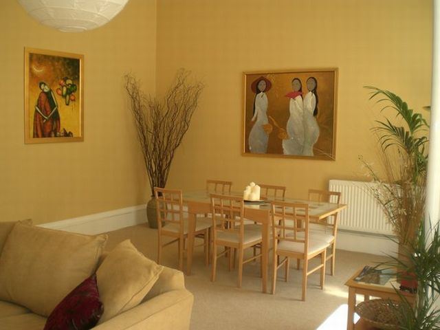  Image of 2 bedroom Flat to rent in Coates Gardens Edinburgh EH12 at West End Edinburgh Edinburgh, EH12 5LE