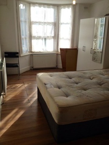  Image of 2 bedroom Terraced house to rent in Colchester Avenue London E12 at COLCHESTER AVENUE  MANOR PARK, E12 5LE