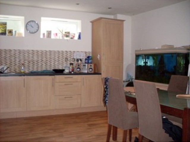  Image of 2 bedroom Detached house to rent in Tollington Park London N4 at Coleridge Road  Finsbury Park, N4 3AG
