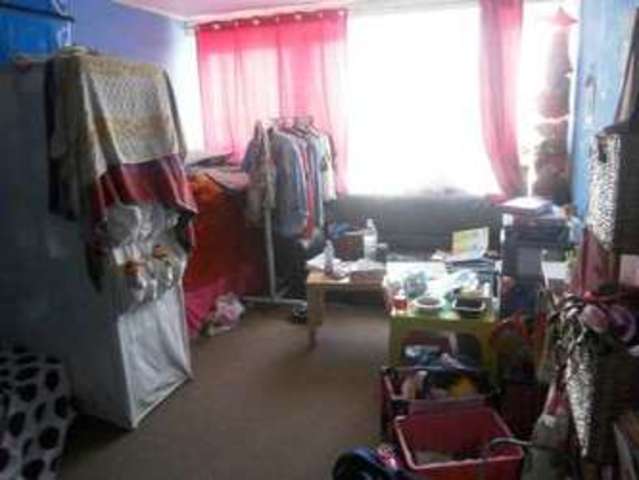  Image of 1 bedroom Flat to rent in Wolffe Gardens London E15 at College Point  Stratford, E15 4JN
