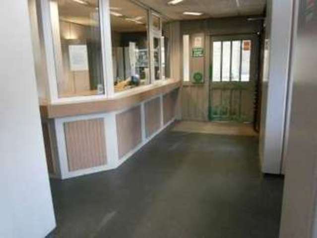  Image of 1 bedroom Flat to rent in Wolffe Gardens London E15 at College Point  Stratford, E15 4JN