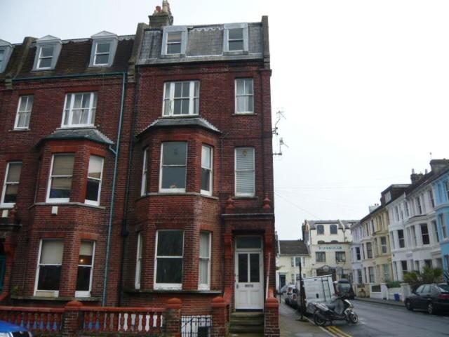  Image of 1 bedroom Flat to rent in College Terrace Brighton BN2 at Brighton, BN2 0EE