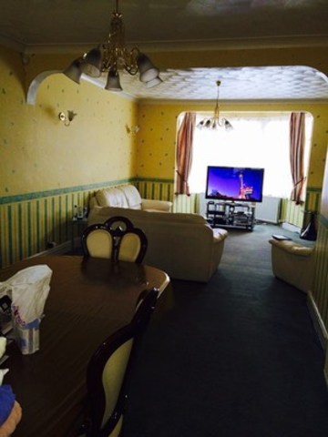  Image of 4 bedroom End of Terrace to rent in Collinwood Gardens Ilford IG5 at COLLINWOOD ROAD  GANTS HILL, IG5 0AN
