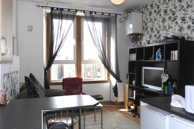 Image of 4 bedroom Flat to rent in Commercial Street Dundee DD1 at City Centre Dundee Dundee, DD1 2AP