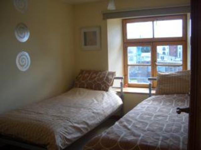  Image of 2 bedroom Flat to rent in Commercial Street Edinburgh EH6 at The Shore Edinburgh Edinburgh, EH6 6LT