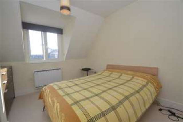  Image of 1 bedroom Apartment to rent in Compton Road London SW19 at Wimbledon, SW19 7QA