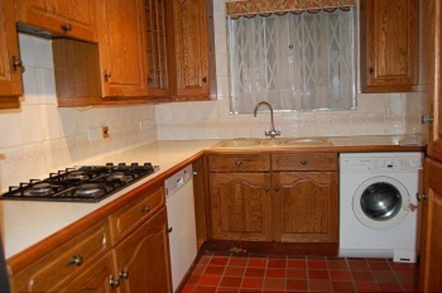  Image of 3 bedroom Ground Flat for sale in Stonegrove Edgware HA8 at Coniston Court Stonegrove Edgware, HA8 7TL