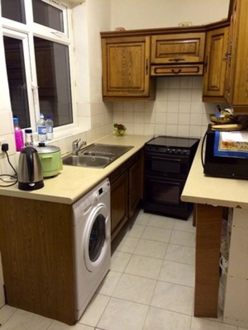  Image of 3 bedroom Terraced house to rent in Coniston Gardens Ilford IG4 at CONISTON GARDENS  GANTS HILL, IG4 5LU