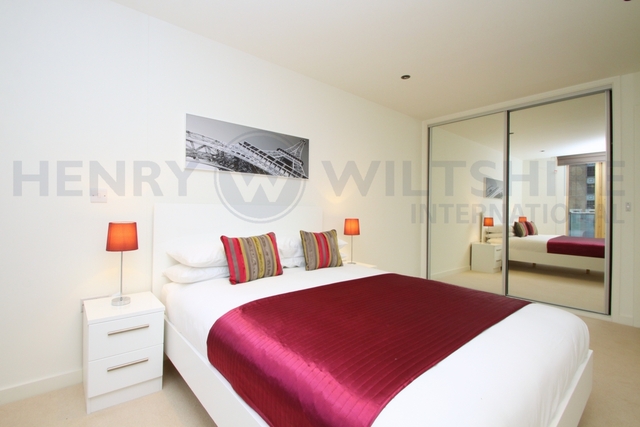  Image of 1 bedroom Apartment to rent in Cobblestone Square London E1W at Wapping Lane  London, E1W 3AS