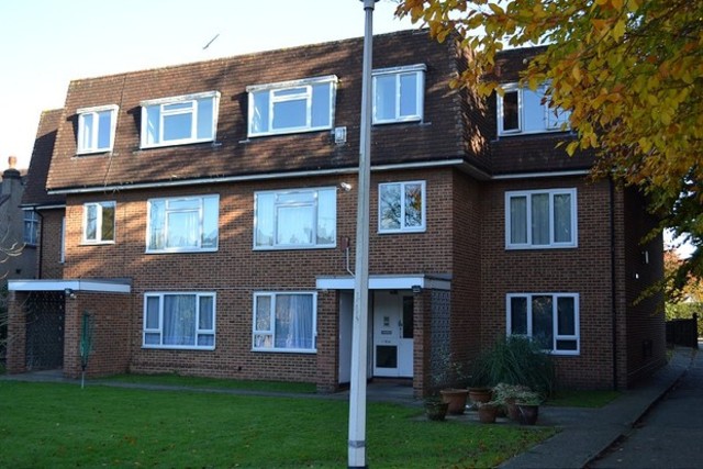  Image of 2 bedroom Flat for sale in Barley Lane Chadwell Heath Romford IG3 at Cornith House 33 Barley Lane Goodmayes, IG3 8XE