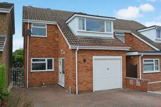  Image of 3 bedroom Detached house for sale in Coromandel Abingdon OX14 at Coromandel  Abingdon, OX14 5QB