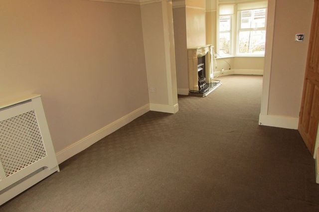  Image of 3 bedroom Terraced house to rent in Coronation Road Basingstoke RG21 at Coronation Road  Basingstoke, RG21 4HA