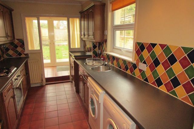  Image of 3 bedroom Terraced house to rent in Coronation Road Basingstoke RG21 at Coronation Road  Basingstoke, RG21 4HA