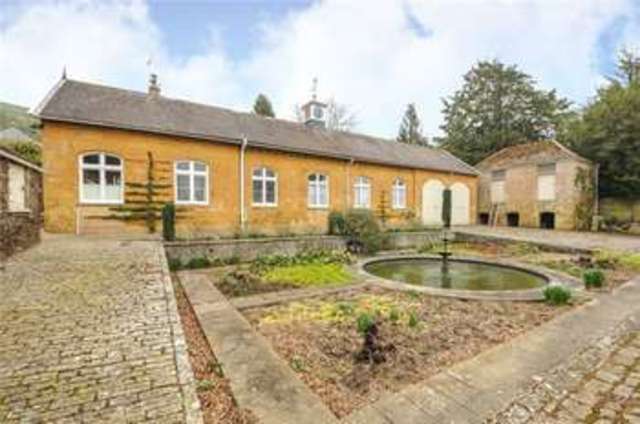  Image of 3 bedroom Barn Conversion to rent in Corton Denham Corton Denham Sherborne DT9 at Corton Denham House Corton Denham Sherborne, Dorset, DT9 4LR