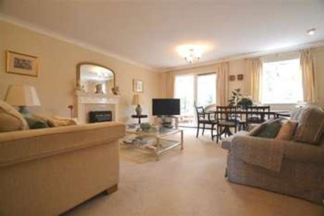  Image of 3 bedroom Semi-Detached house to rent in Cottenham Park Road London SW20 at Copse Hill, SW20 0SY