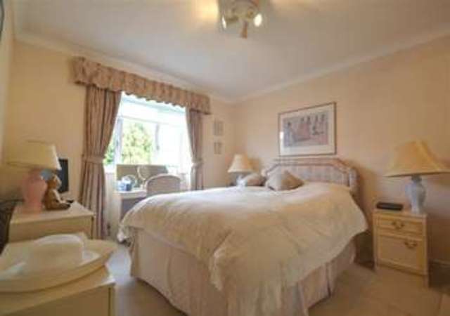  Image of 3 bedroom Semi-Detached house to rent in Cottenham Park Road London SW20 at Copse Hill, SW20 0SY