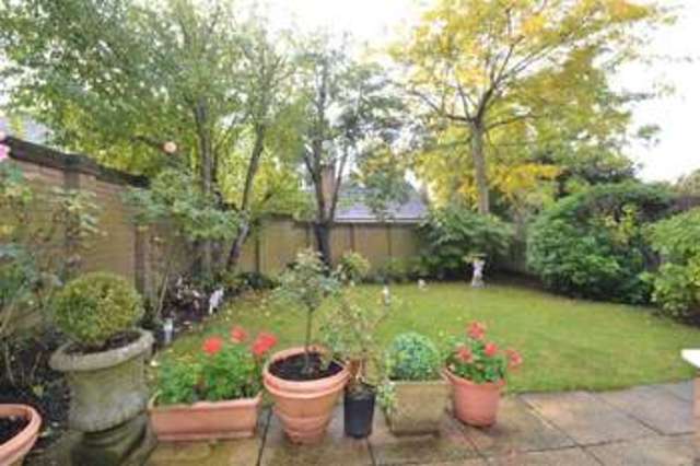  Image of 3 bedroom Semi-Detached house to rent in Cottenham Park Road London SW20 at Copse Hill, SW20 0SY