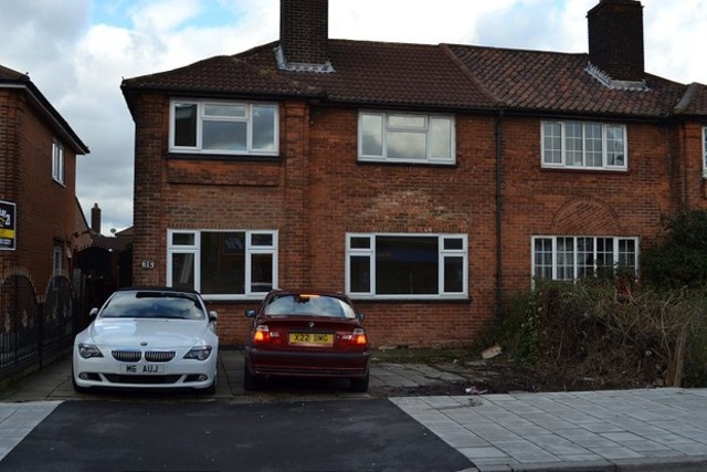  Image of 3 bedroom Detached house to rent in Cranbrook Road Ilford IG2 at Cranbrook Road  Gants Hill, IG2 6SU
