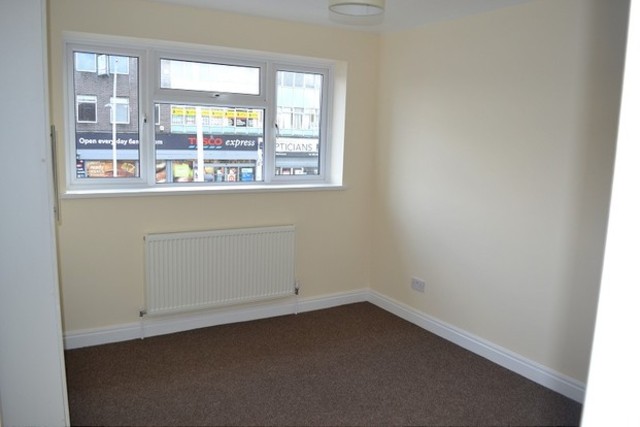  Image of 3 bedroom Detached house to rent in Cranbrook Road Ilford IG2 at Cranbrook Road  Gants Hill, IG2 6SU