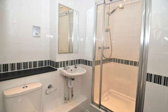  Image of 2 bedroom Apartment to rent in Town Mead Crawley RH11 at Highfield House Town Mead West Green Crawley, RH11 7EH