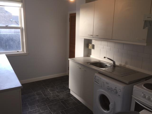  Image of 2 bedroom Flat to rent in Crescent Street Dundee DD4 at Stobswell Dundee Dundee, DD4 6DT