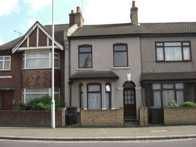  Image of 3 bedroom Terraced house for sale in Crownfield Road London E15 at CROWNFIELD ROAD  Temple Mills, E15 2AS