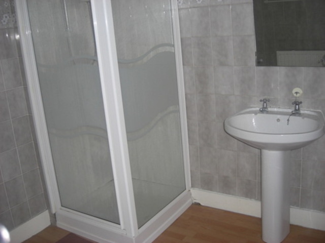  Image of 2 bedroom Terraced house to rent in Chandos Road London E15 at CROWNFIELD ROAD  STRATFORD, E15 1TX