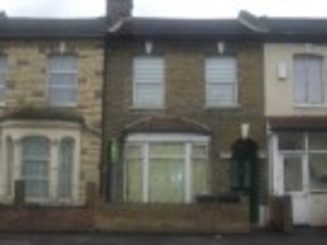  Image of 3 bedroom Terraced house for sale in Crownfield Road London E15 at CROWNFIELD ROAD  Temple Mills, E15 2AS