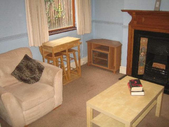  Image of 4 bedroom House Share to rent in Daisy Road Edgbaston Birmingham B16 at Edgbaston West Midlands Edgbaston, B16 9DZ