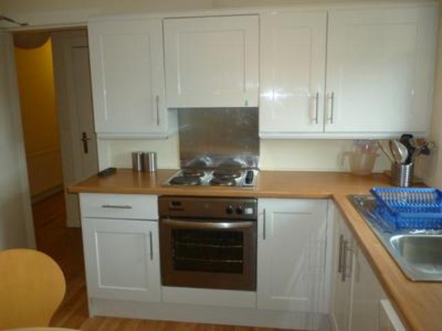  Image of 4 bedroom Flat to rent in Darnley Street Stirling FK8 at Stirling  Stirling, FK8 1BT
