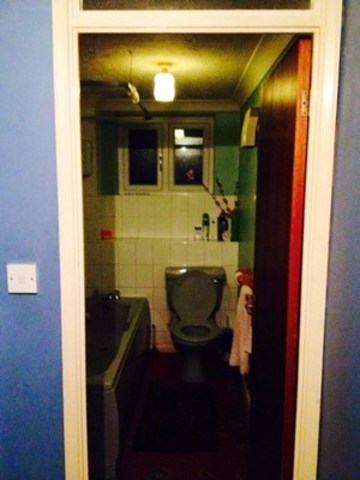  Image of 1 bedroom Flat to rent in Davids Way Ilford IG6 at DAVIDS WAY HAINUALT ILFORD, IG6 3BQ