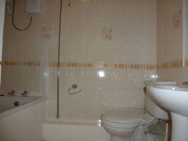  Image of 5 bedroom House Share to rent in Dawlish Road Selly Oak Birmingham B29 at B29 7AF  Selly Oak, B29 7AF