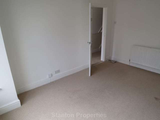  Image of 3 bedroom Terraced house to rent in Delahays Road Hale Altrincham WA15 at Delahays Road Hale Altrincham, WA15 8JH