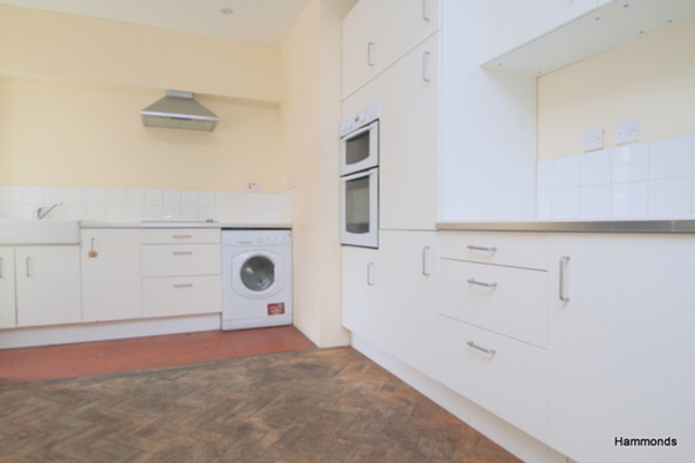  Image of 5 bedroom Flat to rent in Devons Road London E3 at Devons Road  London, E3 3QX