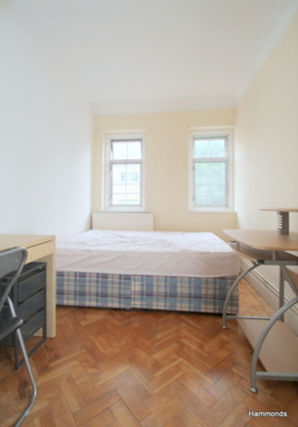  Image of 5 bedroom Flat to rent in Devons Road London E3 at Devons Road  London, E3 3QX