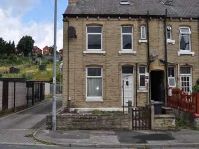  Image of 3 bedroom End of Terrace to rent in Dewhurst Road Fartown Huddersfield HD2 at Huddersfield  Westgate Hill, HD2 1BW