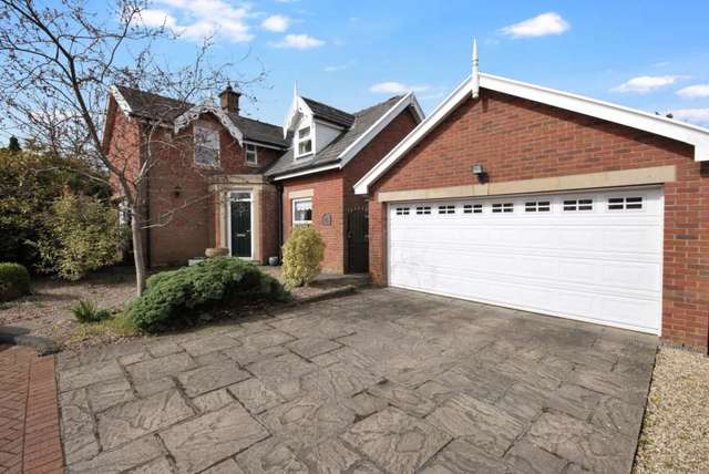  Image of 4 bedroom Detached house for sale in Dibbs Pocket Preston Old Road Freckleton Preston PR4 at Dibbs Pocket Freckleton Preston, PR4 1JF
