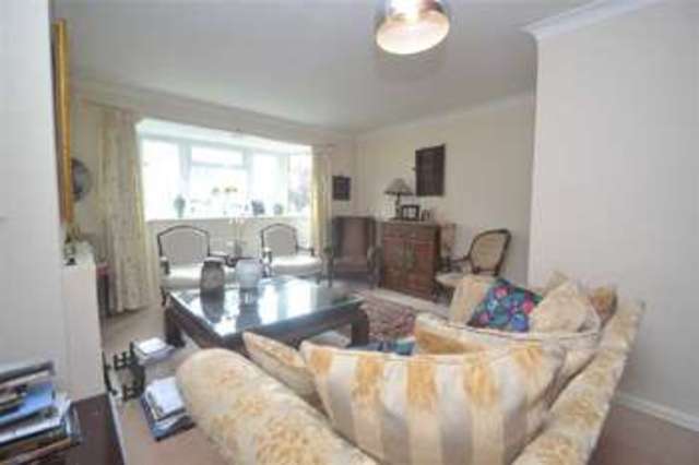  Image of 4 bedroom Detached house to rent in Dora Road London SW19 at Wimbledon Park, SW19 7JT