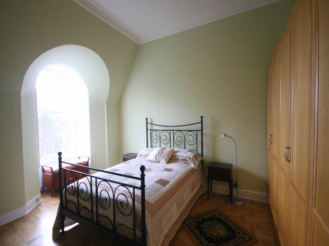  Image of 2 bedroom Flat to rent in Douglas Crescent Edinburgh EH12 at West End Edinburgh Edinburgh, EH12 5BA