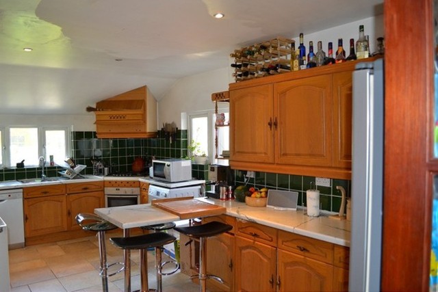  Image of 4 bedroom End of Terrace to rent in Douglas Road Goodmayes Ilford IG3 at Douglas Road  Goodmayes, IG3 8UZ