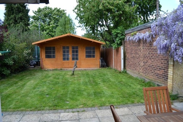  Image of 4 bedroom End of Terrace to rent in Douglas Road Goodmayes Ilford IG3 at Douglas Road  Goodmayes, IG3 8UZ