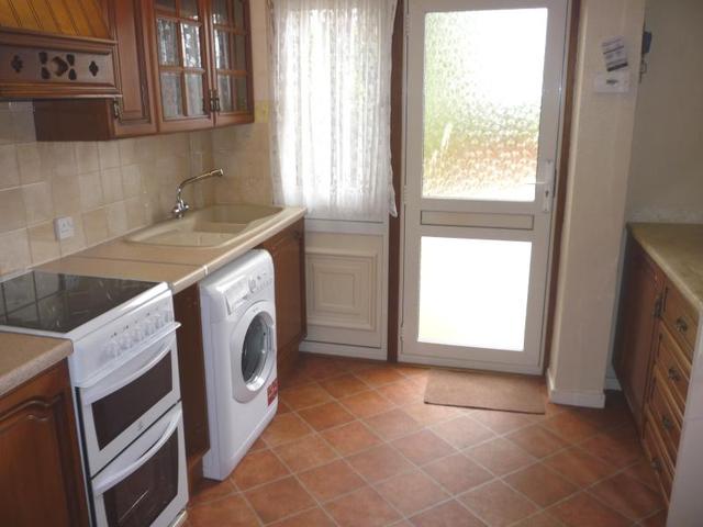  Image of 2 bedroom Flat to rent in Droverhall Avenue Crossgates Cowdenbeath KY4 at Cowdenbeath Fife Fife, KY4 8BP