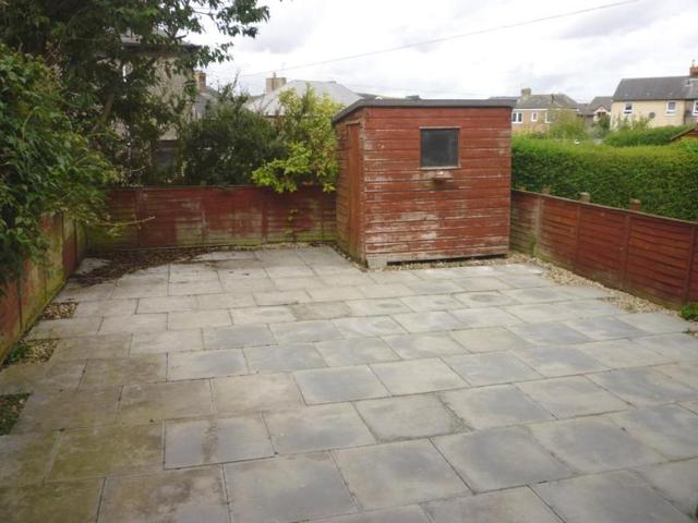  Image of 2 bedroom Flat to rent in Droverhall Avenue Crossgates Cowdenbeath KY4 at Cowdenbeath Fife Fife, KY4 8BP