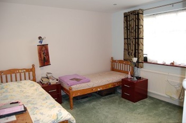  Image of 4 bedroom Detached house for sale in Dukes Avenue Canons Park Edgware HA8 at Dukes Avenue  Edgware, HA8 7RX