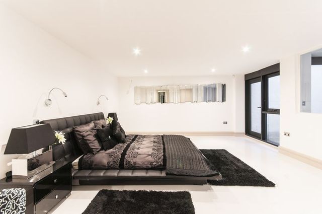  Image of 3 bedroom Detached house to rent in Dumpton Place London NW1 at Dumpton Place Primrose Hill Camden Lock, NW1 8JB